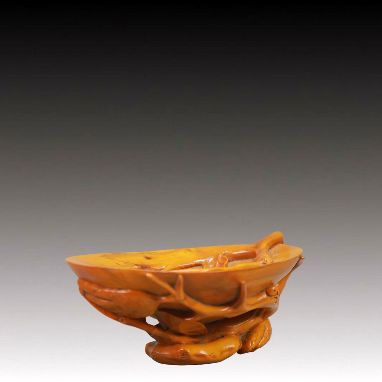 An Exquisite Boxwood Bergamot Pattern Cup - 3