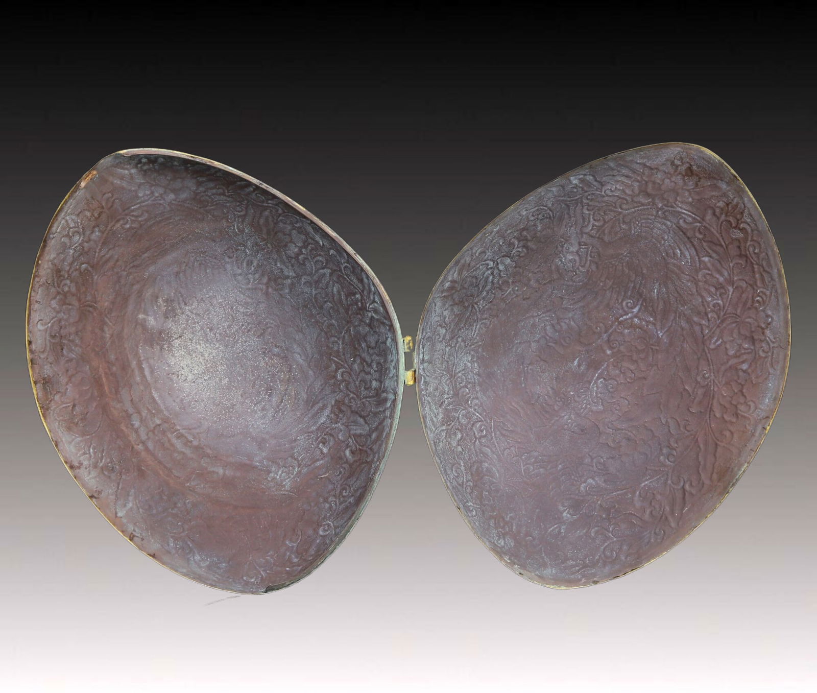 An Exquisite Silver Phoenix Pattern Box - 6