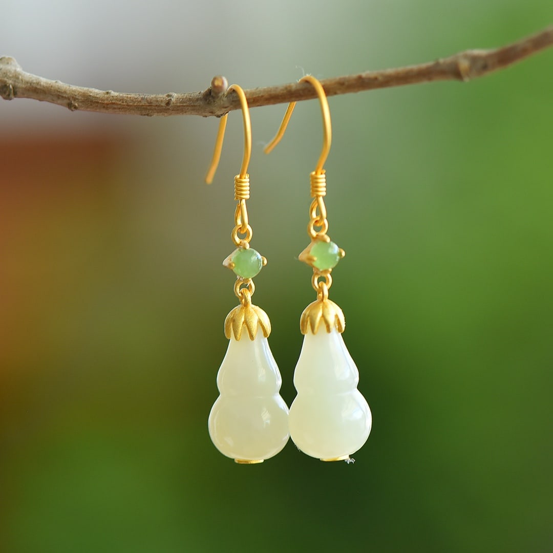 A Pair of Exquisite Sterling Silver-Gold Plated Inlaid White Jade Gourd Earrings: A Pair of Exquisite Sterling Silver-Gold Plated Inlaid White Jade Gourd Earrings,Size: 0.4inx0.6in 