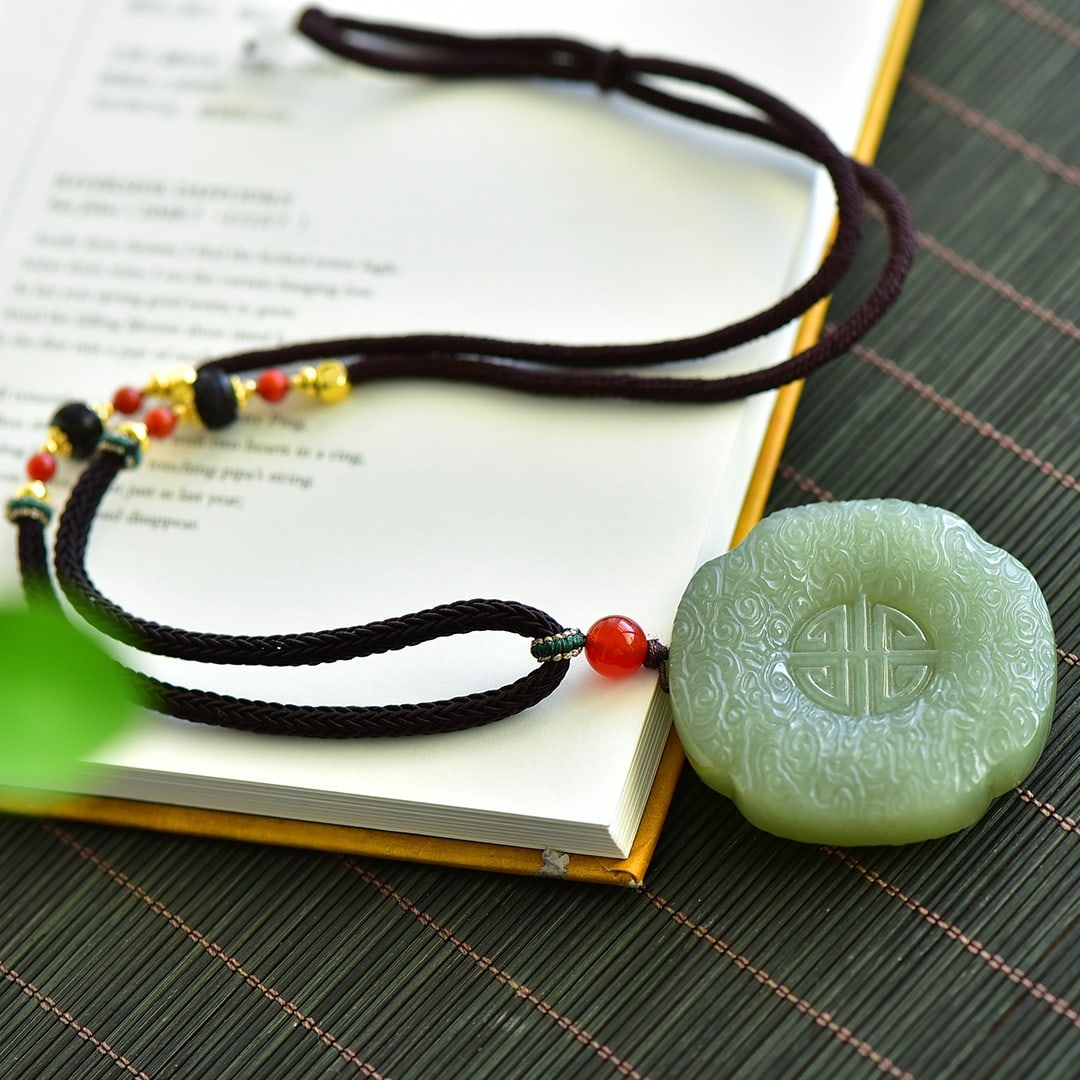 An Exquisite Greenish Jade Auspicious Cloud Pattern Pendant - 4