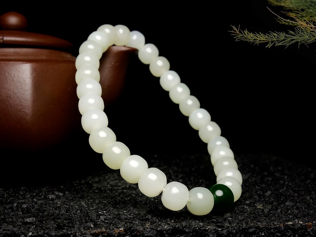 An Exquisite White Jade Bracelets - 3