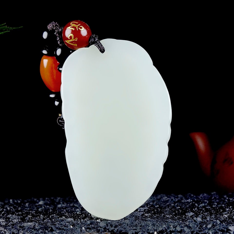 An Exquisite White Jade Gecko Pattern Pendant - 4