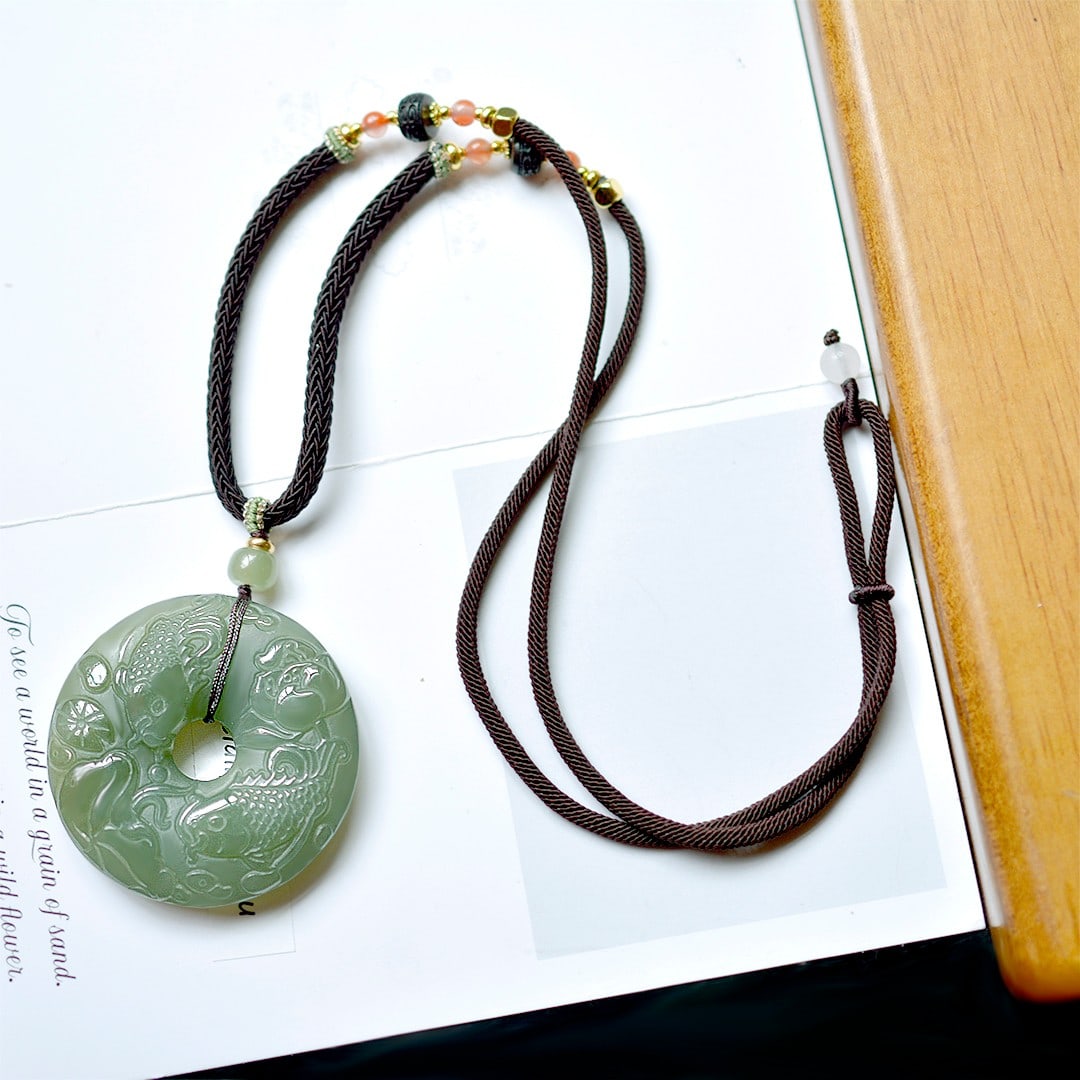 An Exquisite Greenish Jade Fish Pattern Pendant - 5