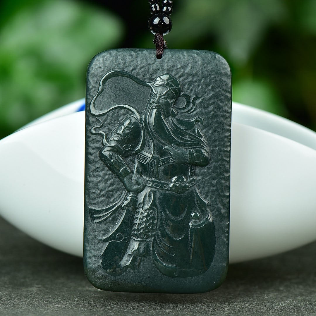 An Exquisite Sapphire Guangong and Dragon Pattern Pendant: An Exquisite Sapphire Guangong and Dragon Pattern Pendant,Size:1.5inx2.6in 寓意:吉祥 趋吉避凶 带财改运 