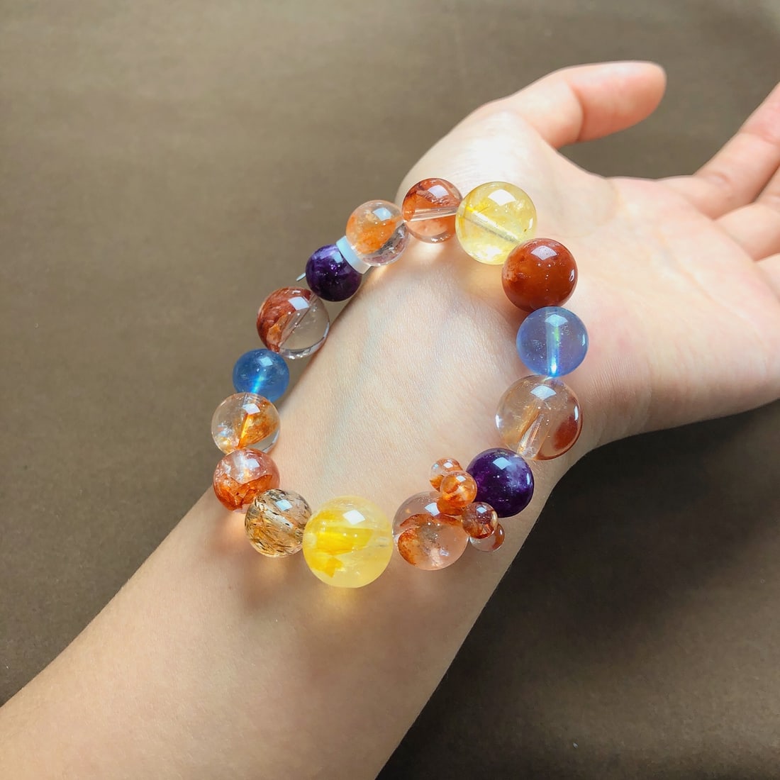 An Exquisite Multi-Gem Bracelets - 4