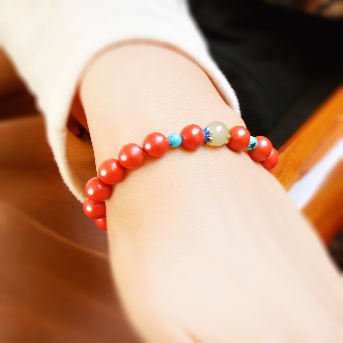 An Exquisite Cinnabar Bracelets - 2