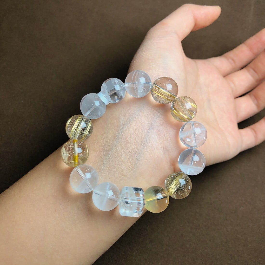 An Exquisite Crystal Bracelets - 2