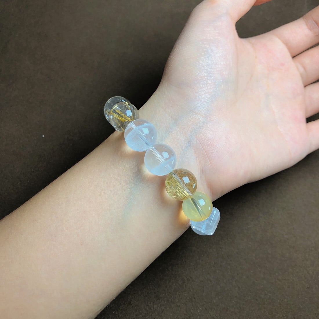 An Exquisite Crystal Bracelets - 6