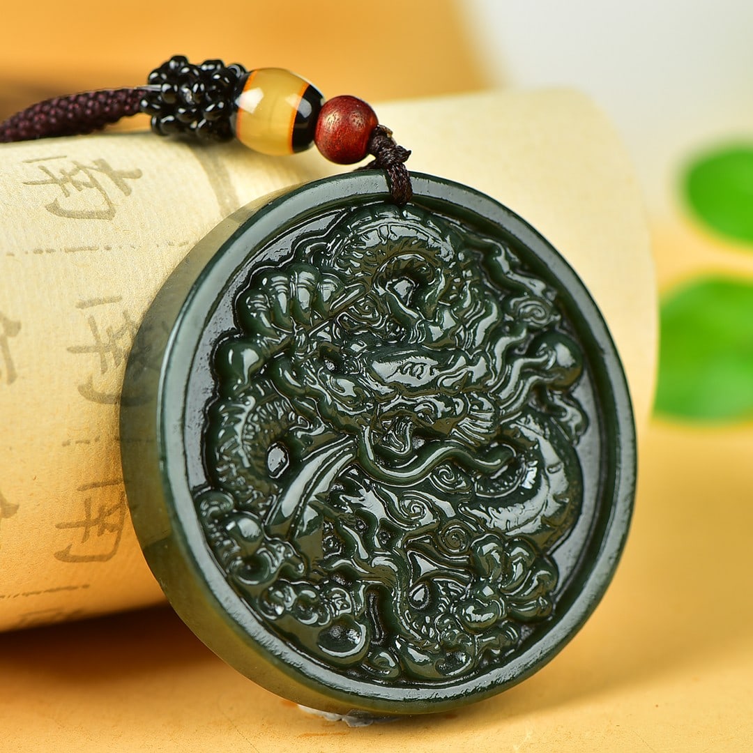 An Exquisite Sapphire Dragon Pattern Pendant - 3