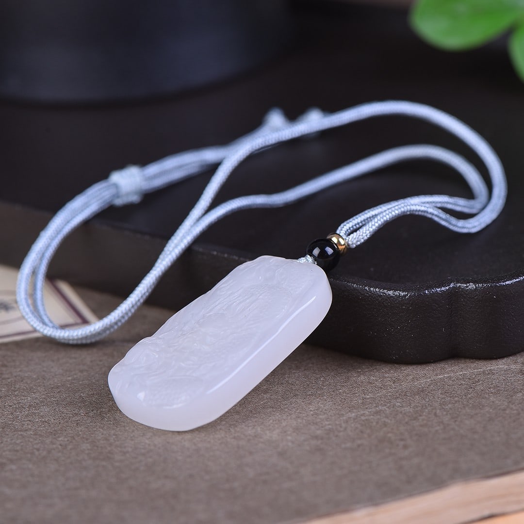 An Exquisite Jadeite Dragon Pattern Pendant - 5