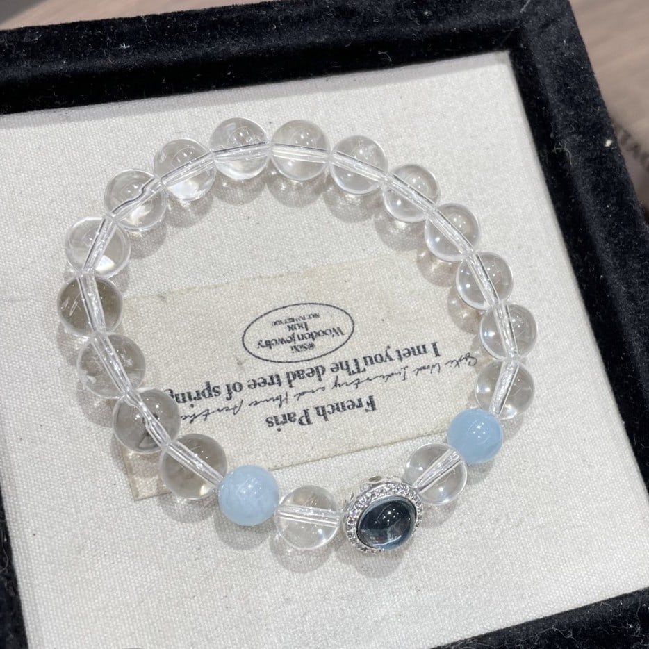 An Exquisite Crystal With Aquamarine Bracelet: An Exquisite Crystal With Aquamarine Bracelet,Size:0.4in 水晶配海蓝宝手串