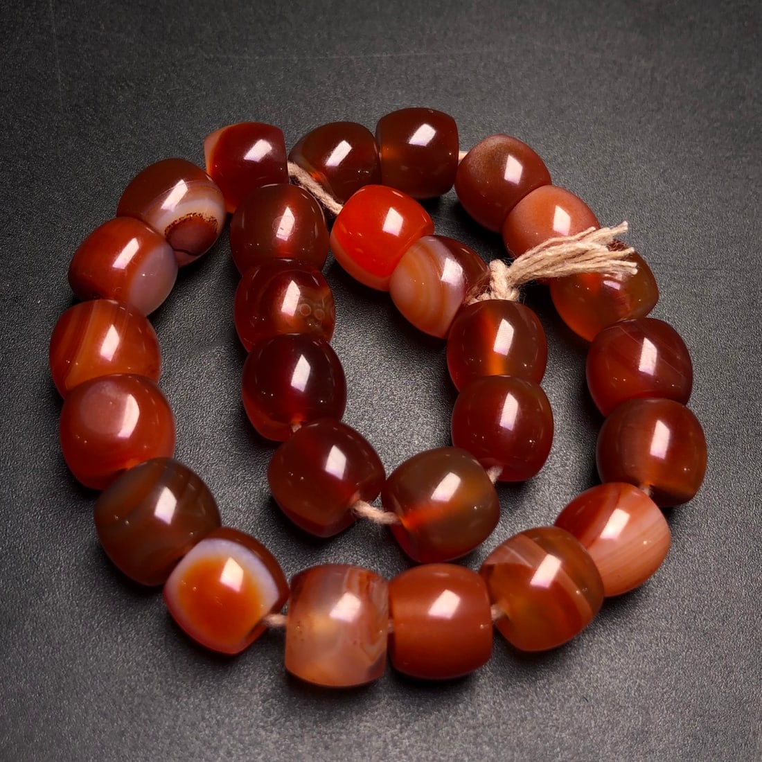 A Precious Agate Bracelets - 6