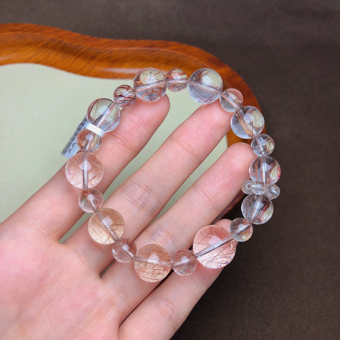 An Exquisite Crystal Bracelets: An Exquisite Crystal Bracelets,Size:0.5in,0.6in,Weight:32.2g 水晶手串