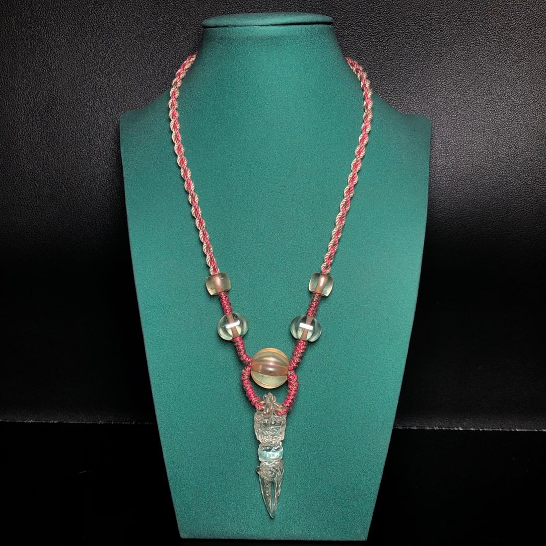 A Precious Crystal Necklace - 9