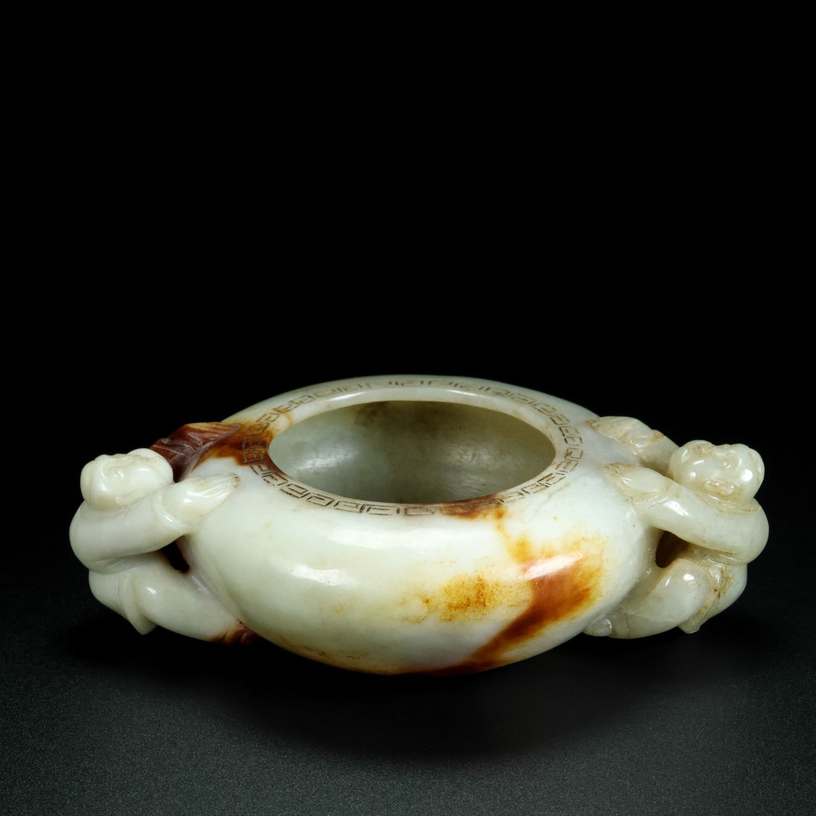 An Exquisite White Jade Double-Ears Censer: An Exquisite White Jade Double-Ears Censer,Qing Dynasty,China,With Mark,Size:5.9inx4.3inx2in,Weight:431g 