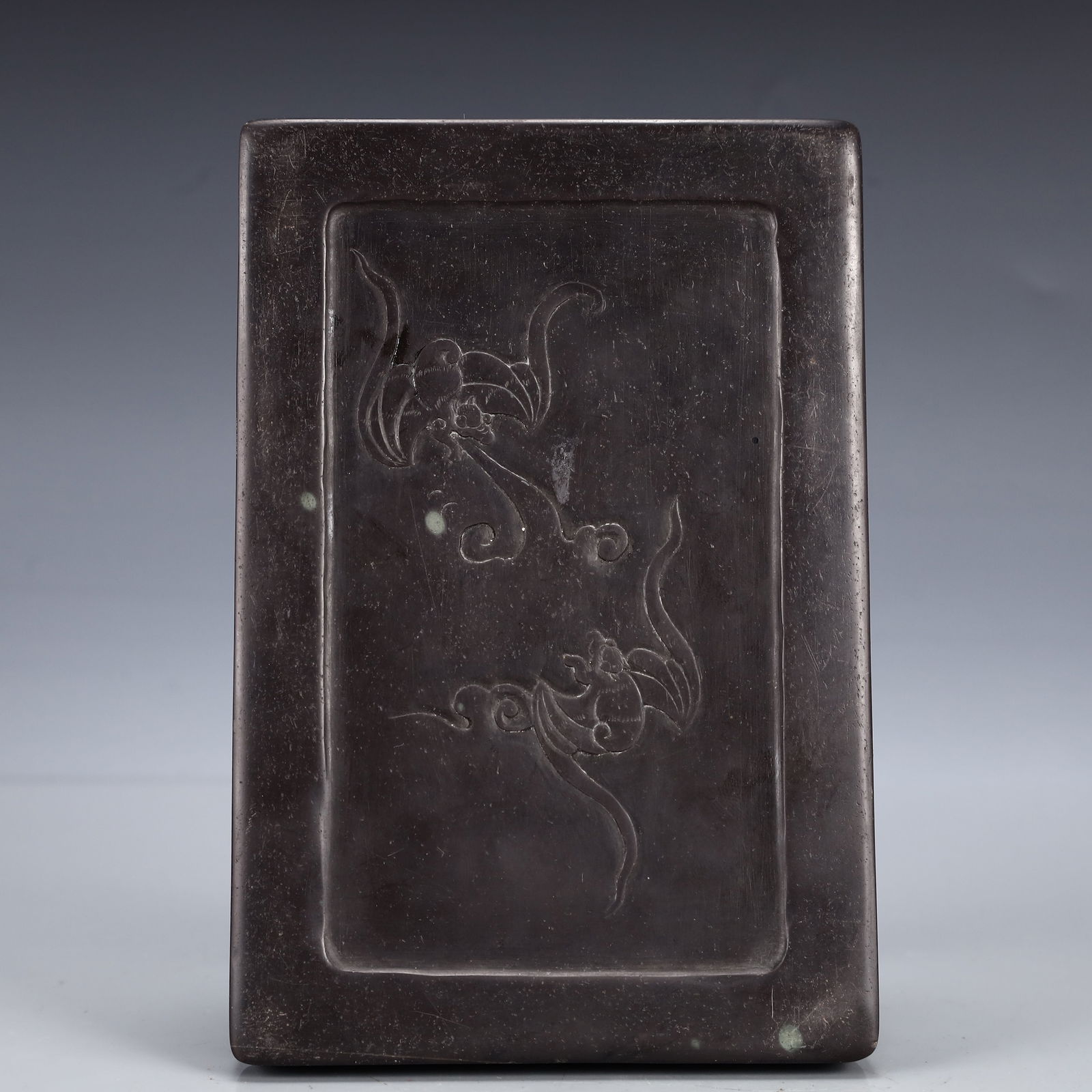 A Rare Auspicious Cloud and Dragon Pattern Inkstone - 8