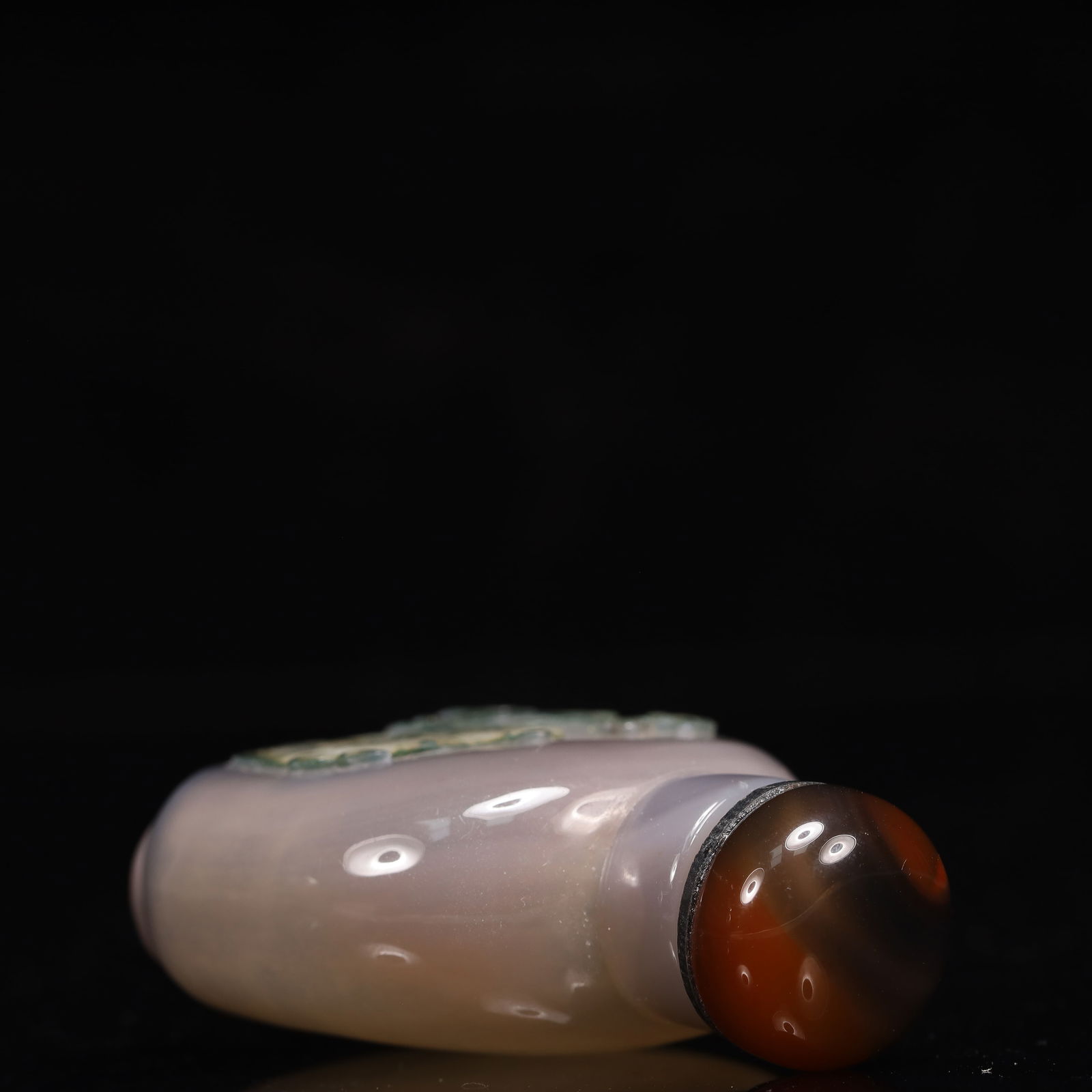 An Exquisite Agate Figure and Deer Pattern Snuff Bottle - 7