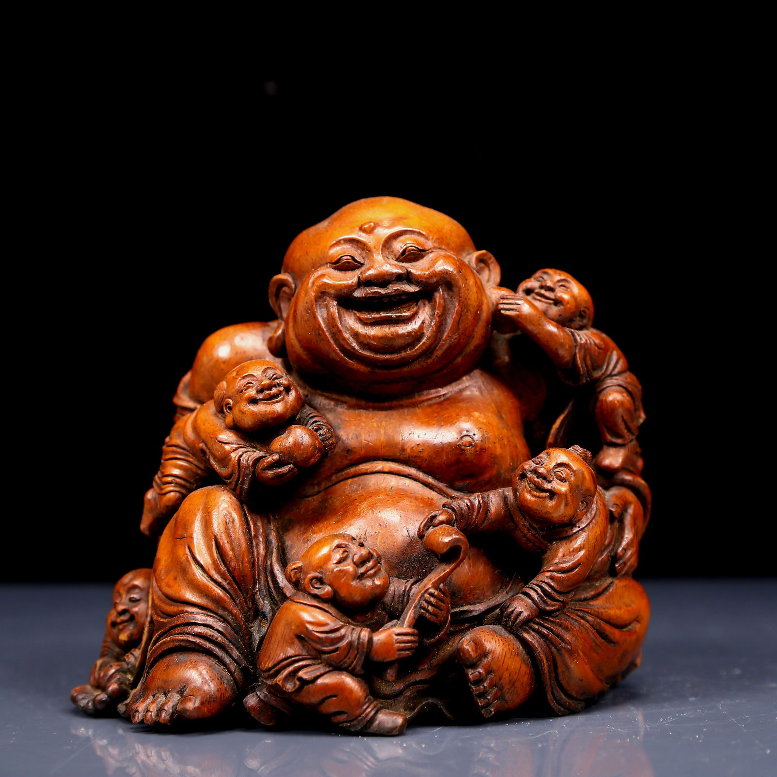 An Exquisite Bamboo Statue of Maitreya Buddha: An Exquisite Bamboo Statue of Maitreya Buddha,Qing Dynasty, China,With Mark,Size:5.5inx5.1inx4.9in,Weight:525g 竹雕弥勒佛像，清代，带&