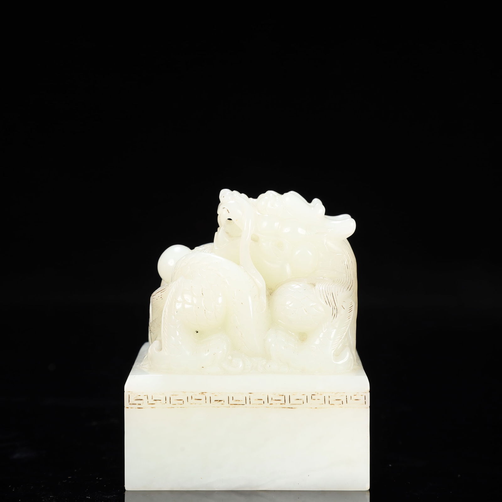 An Exquisite White Jade Dragon Pattern Seal - 3