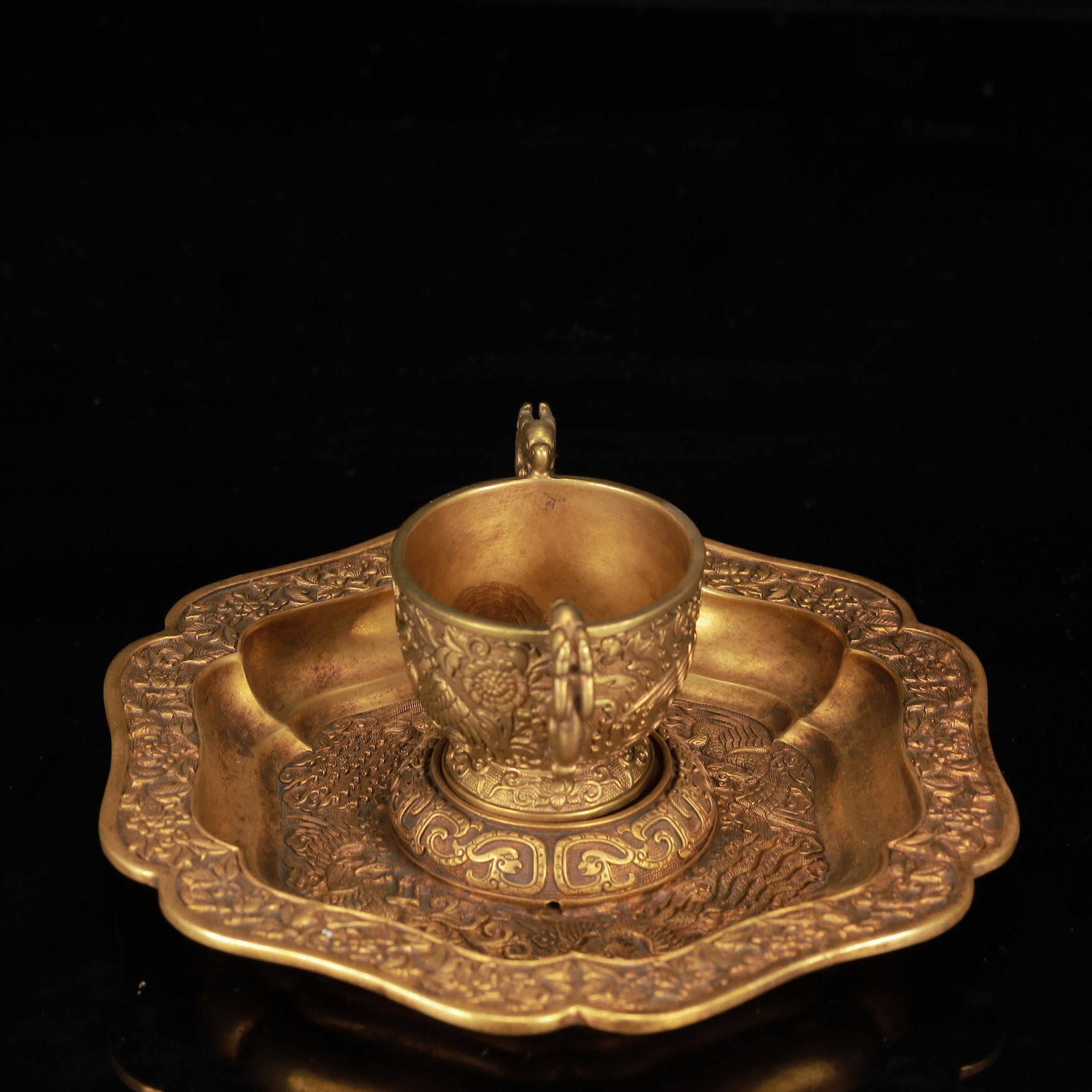 An Exquisite Gilt Bronze Auspicious Beast Pattern Cup - 5
