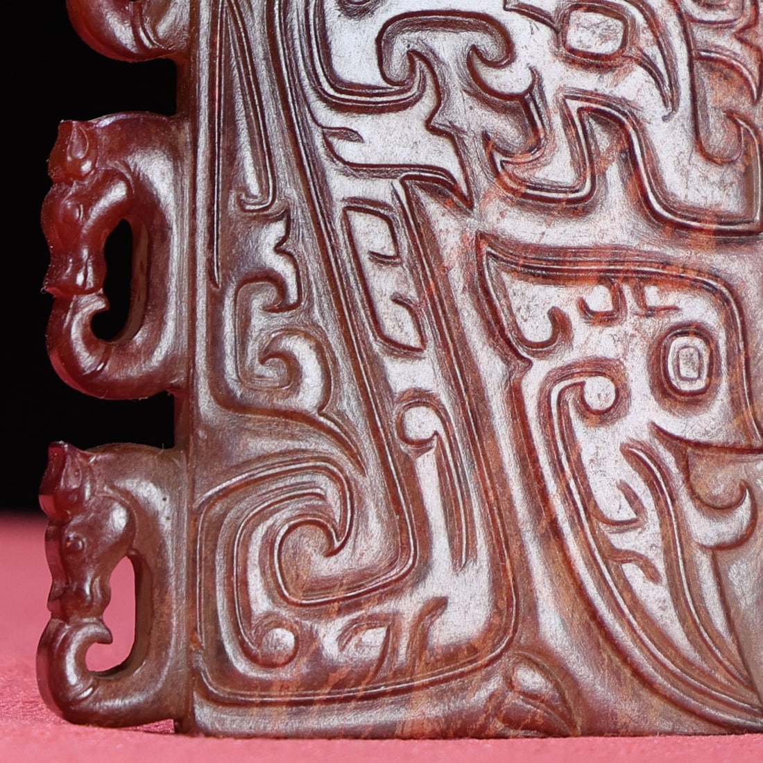 An Exquisite Archaic Jade Dragon Pattern Pendant - 4