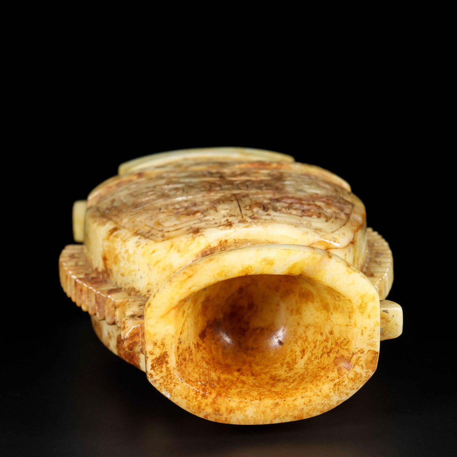 An Exquisite Archaic Jade Beast-Face Pattern Double-Ears Bottle - 9