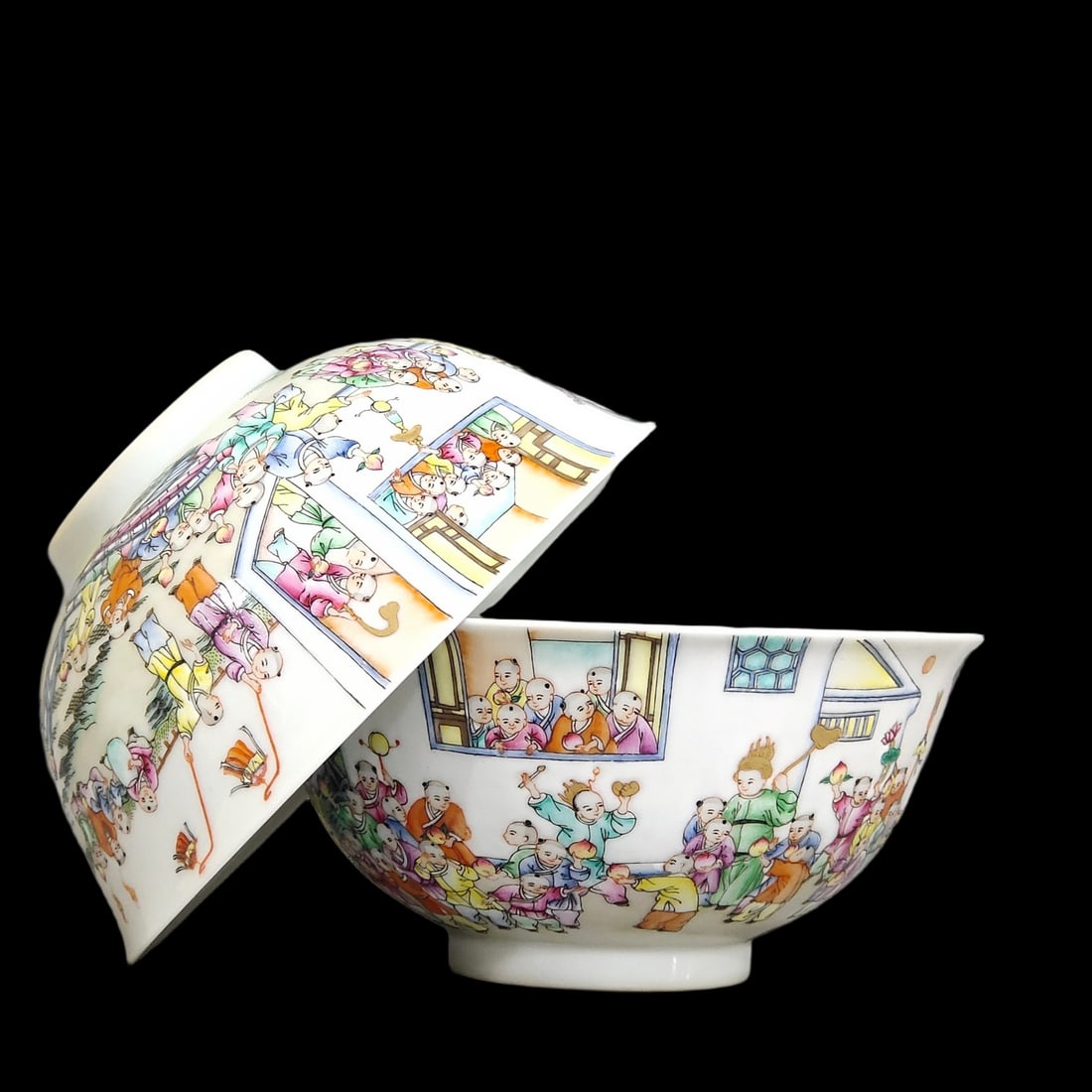 A Pair of Exquisite Famille-Rose Character and Story Pattern Bowls: A Pair of Exquisite Famille-Rose Character and Story Pattern Bowls,Qing Dynasty,China,Daoguang Six-character Mark,Size:2.8inx5.9in 