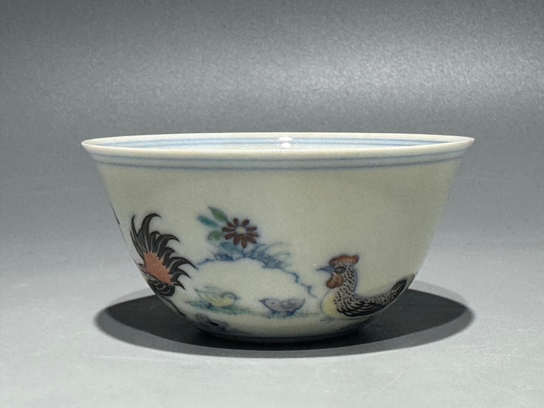 An Exquisite Doucai Flower and Rooster Pattern Cup - 2