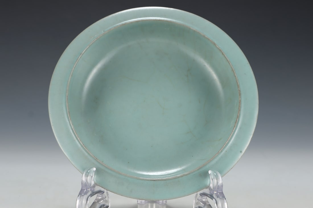 An Exquisite Ru yao Sky Blue Glazed Brush Washer: An Exquisite Ru yao Sky Blue Glazed Brush Washer,Song Dynasty,China,Size:1.6inx7in 汝窑天蓝釉笔洗,中国宋代
