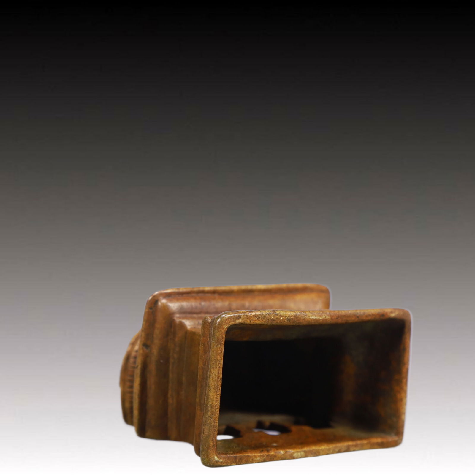 A Solemn Bronze Buddha Statue - 8