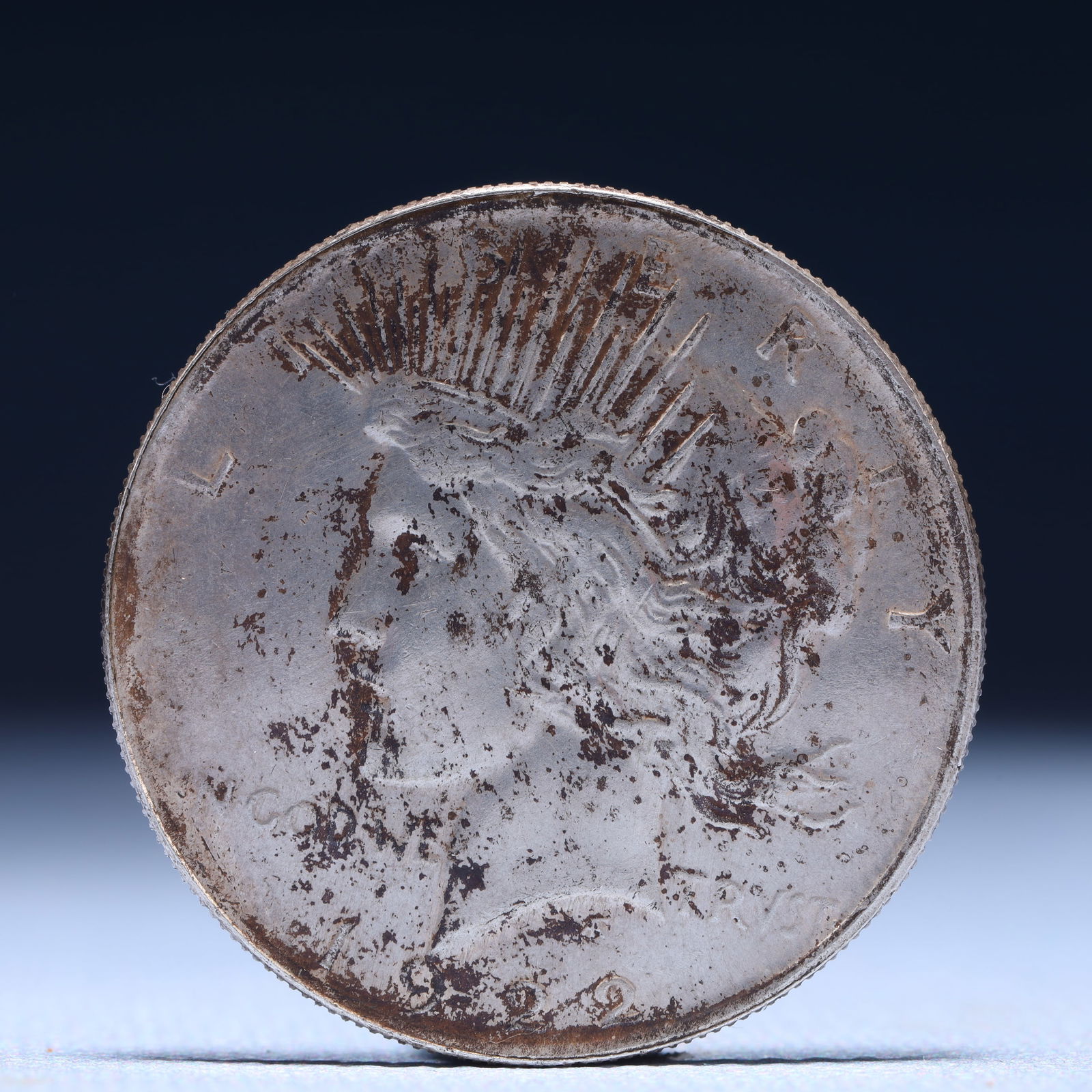 Liberty In God We Trust 1922 Sterling Silver One Dollar Coin: Liberty In God We Trust 1922 Sterling Silver One Dollar Coin, Eagle stamp, Weight:26.9g