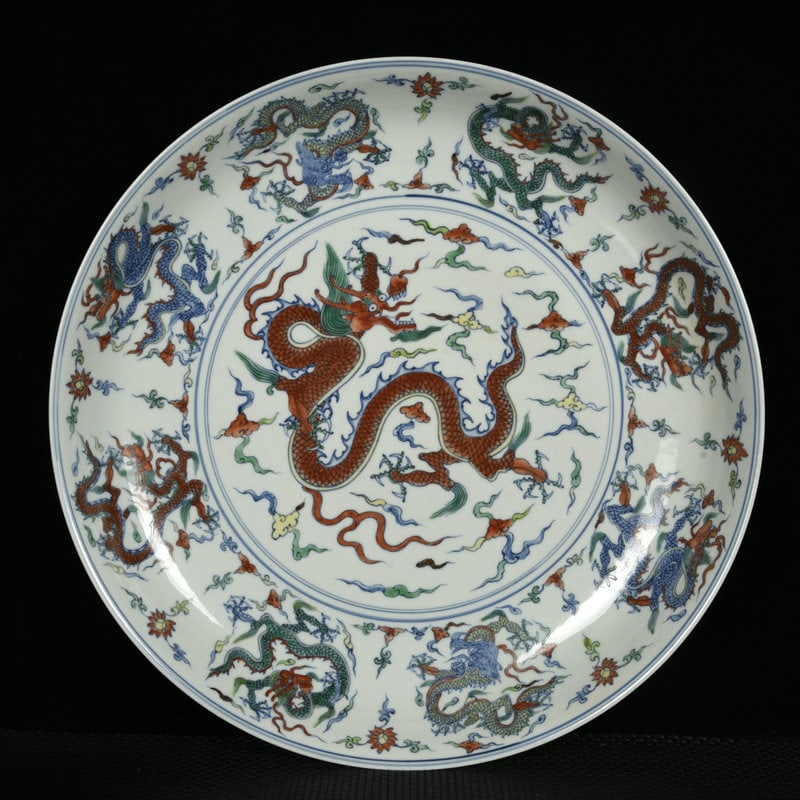 An Exquisite Doucai Auspicious Cloud and Dragon Pattern Plate - 5