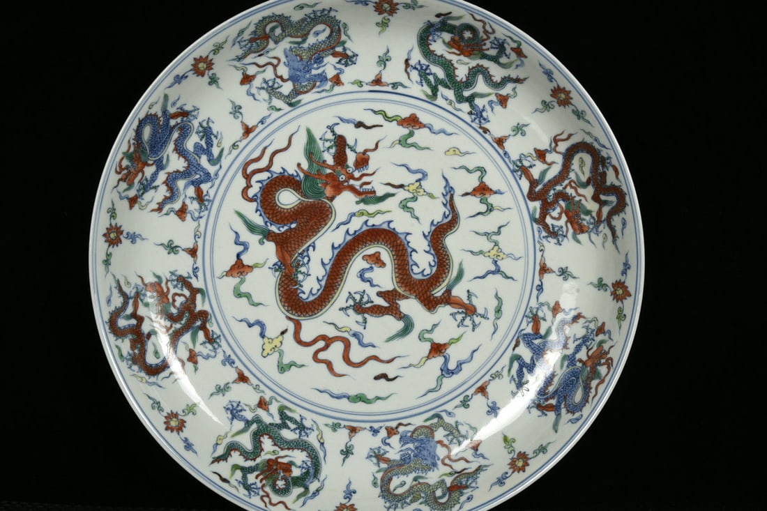 An Exquisite Doucai Auspicious Cloud and Dragon Pattern Plate - 6