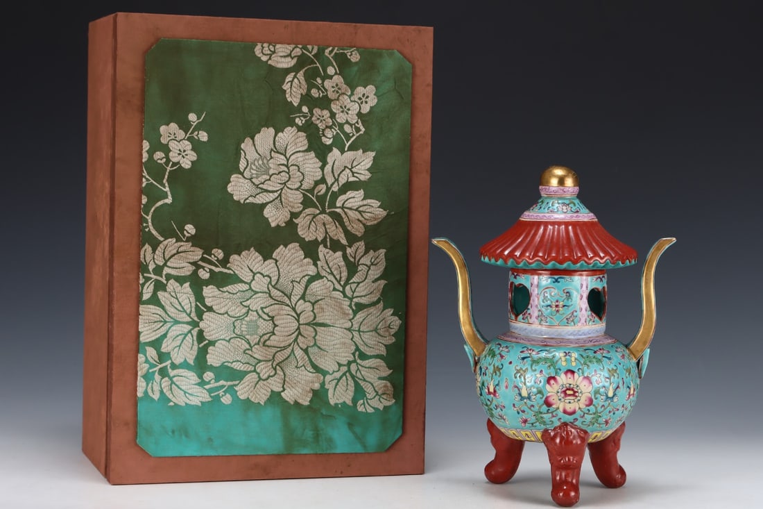 An Exquisite Enamel Turquoise Glazed Lotus Pattern Double-Ears and Tripod Censer (1 of 8)