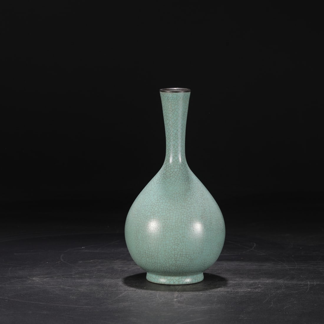 An Exquisite Ru yao Sky Blue Glazed Cover with Silver Vase,with an Imperial Poem by Emperor Qianlong: An Exquisite Ru yao Sky Blue Glazed Cover with Silver Vase,with an Imperial Poem by Emperor Qianlong,Song Dynasty,China,Size:10.4inx5.1in 汝窑天青釉银口ல