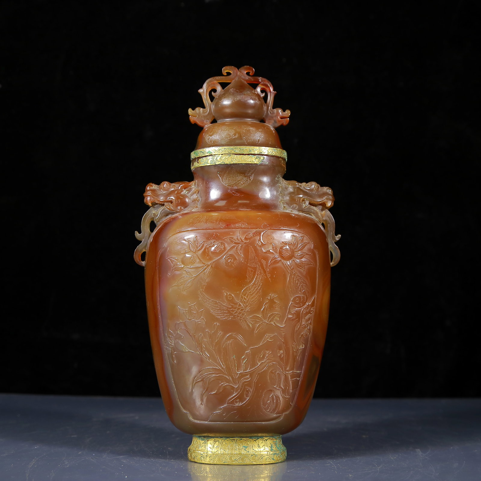 An Exquisite Agate Flower and Bird Pattern Double-Ears Bottle: An Exquisite Agate Flower and Bird Pattern Double-Ears Bottle,Qing Dynasty, China,Size:5.1inx3.5inx10.2in,Weight:890g 