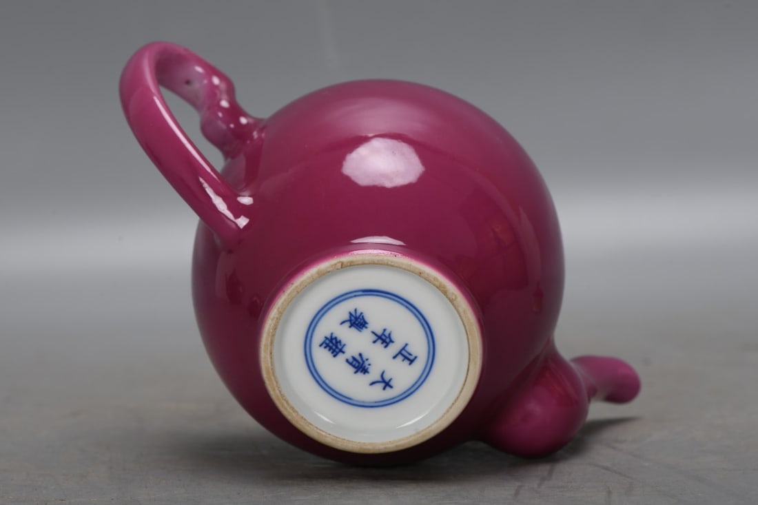 An Exquisite Ruby Red-Glazed Teapot - 8