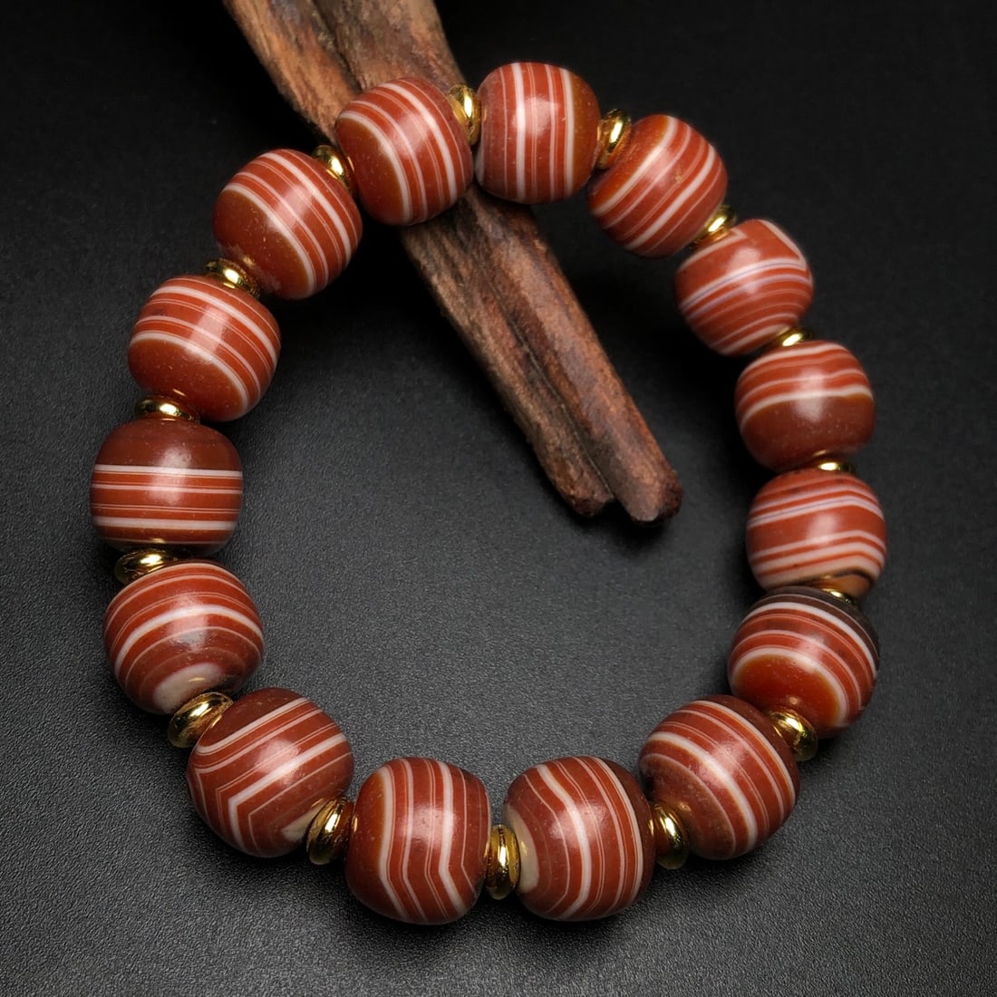 A Precious Agate Bracelets - 4
