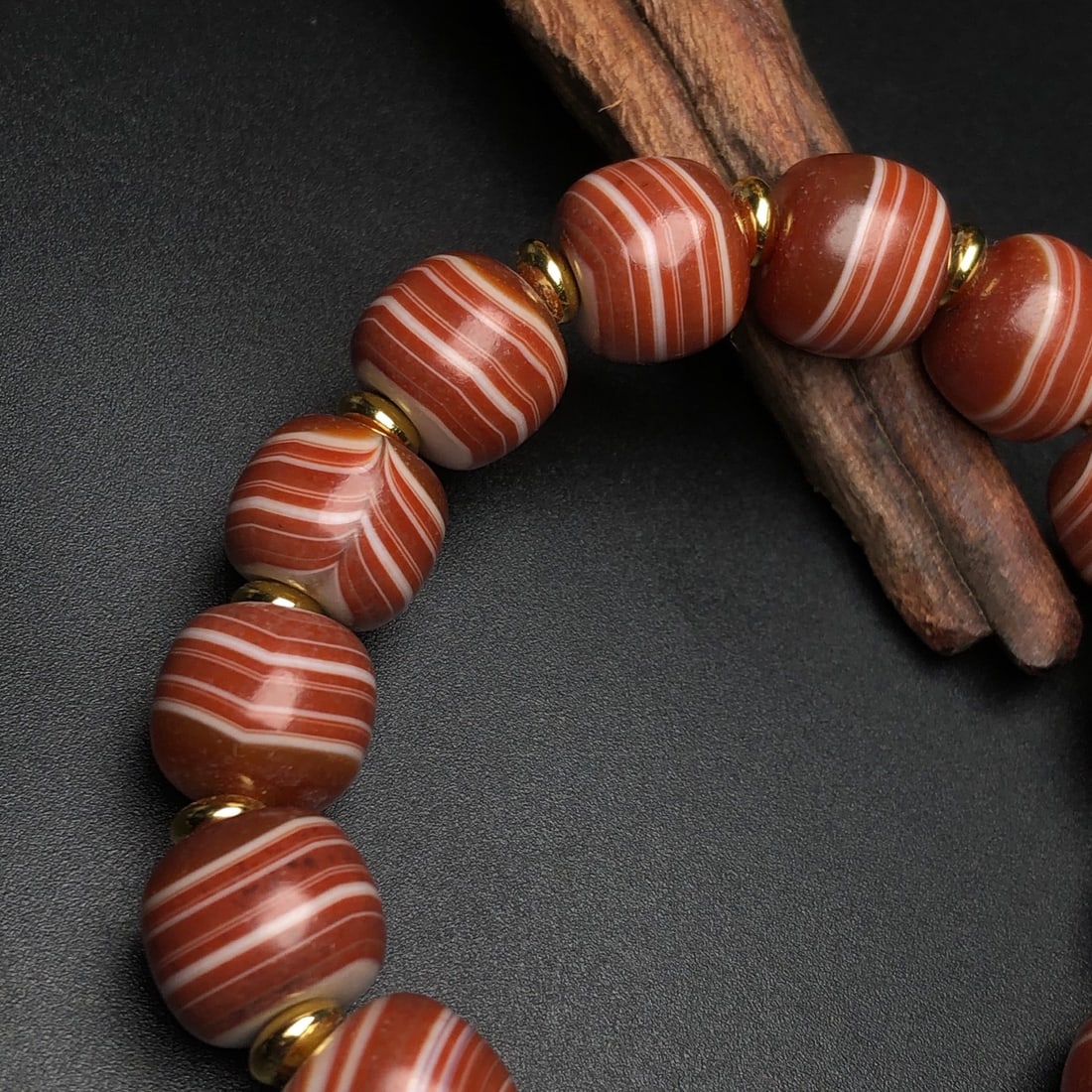 A Precious Agate Bracelets - 7