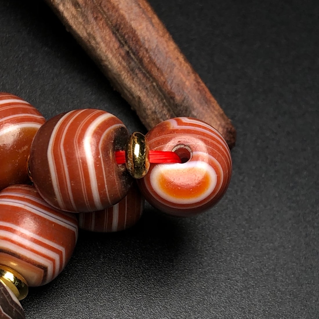 A Precious Agate Bracelets - 9