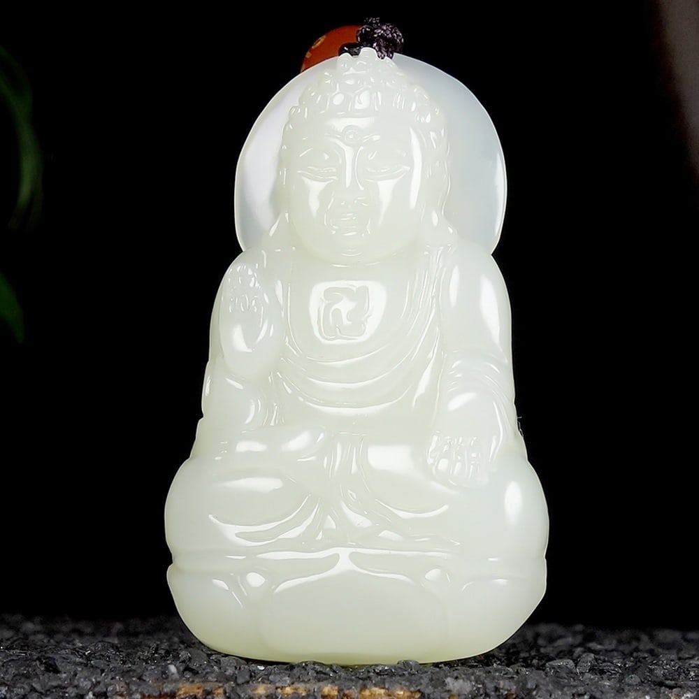 An Exquisite White Jade Statue of Avalokitesvara Pendant: An Exquisite White Jade Statue of Avalokitesvara Pendant,Size:1.8inx1.1inx0.3in 白玉观音像挂件