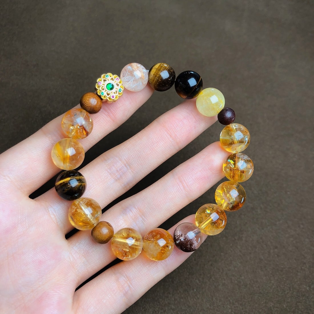 An Exquisite Crystal Bracelets: An Exquisite Crystal Bracelets,Size:0.4in,Weight:27.4g 水晶手串