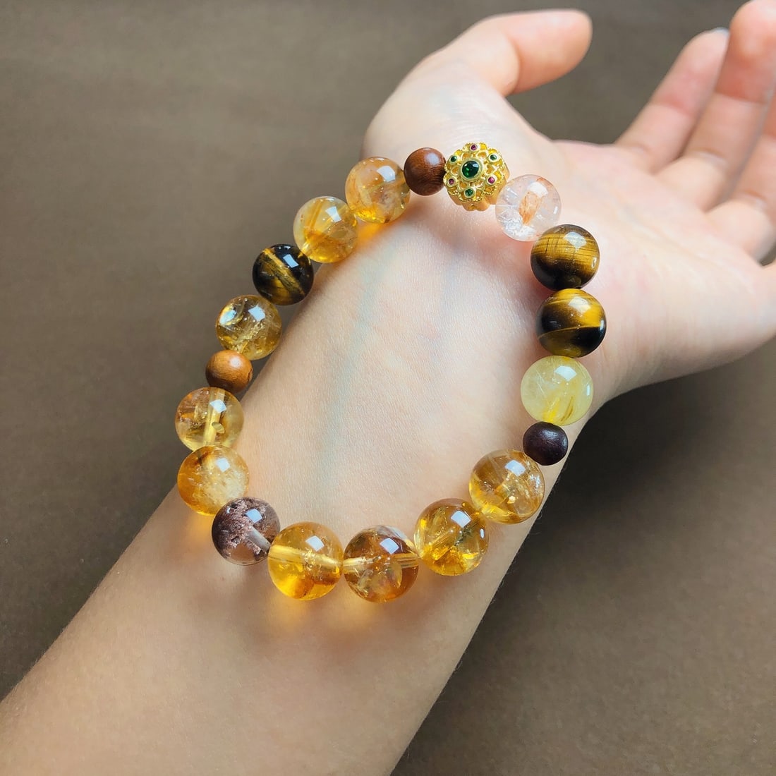 An Exquisite Crystal Bracelets - 3