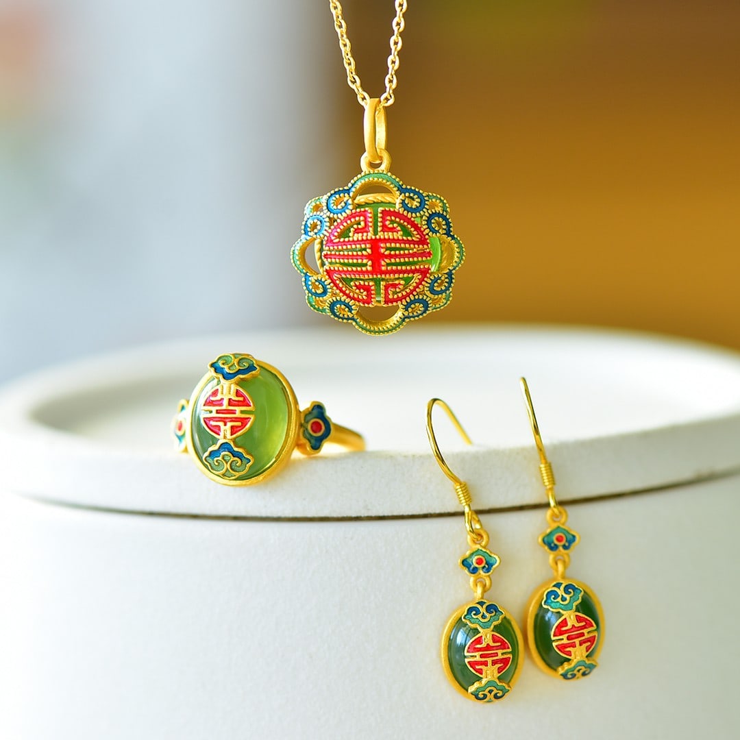 A Set of Fine Sterling Silver-Gold Plated Inlaid Jasper Jewelrys: A Set of Fine Sterling Silver-Gold Plated Inlaid Jasper Jewelrys 一套纯银镀金镶碧玉首饰