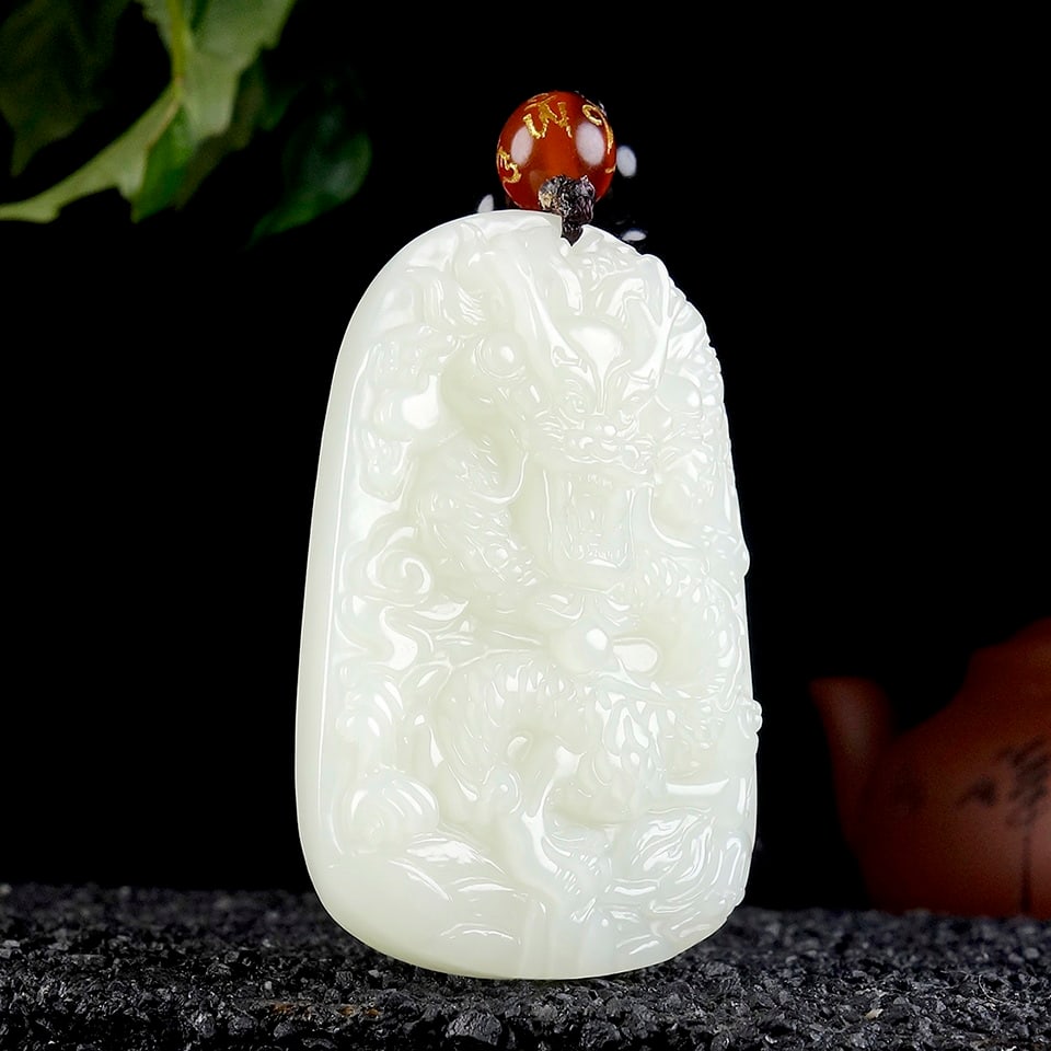 An Exquisite White Jade Dragon Pattern Pendant - 3