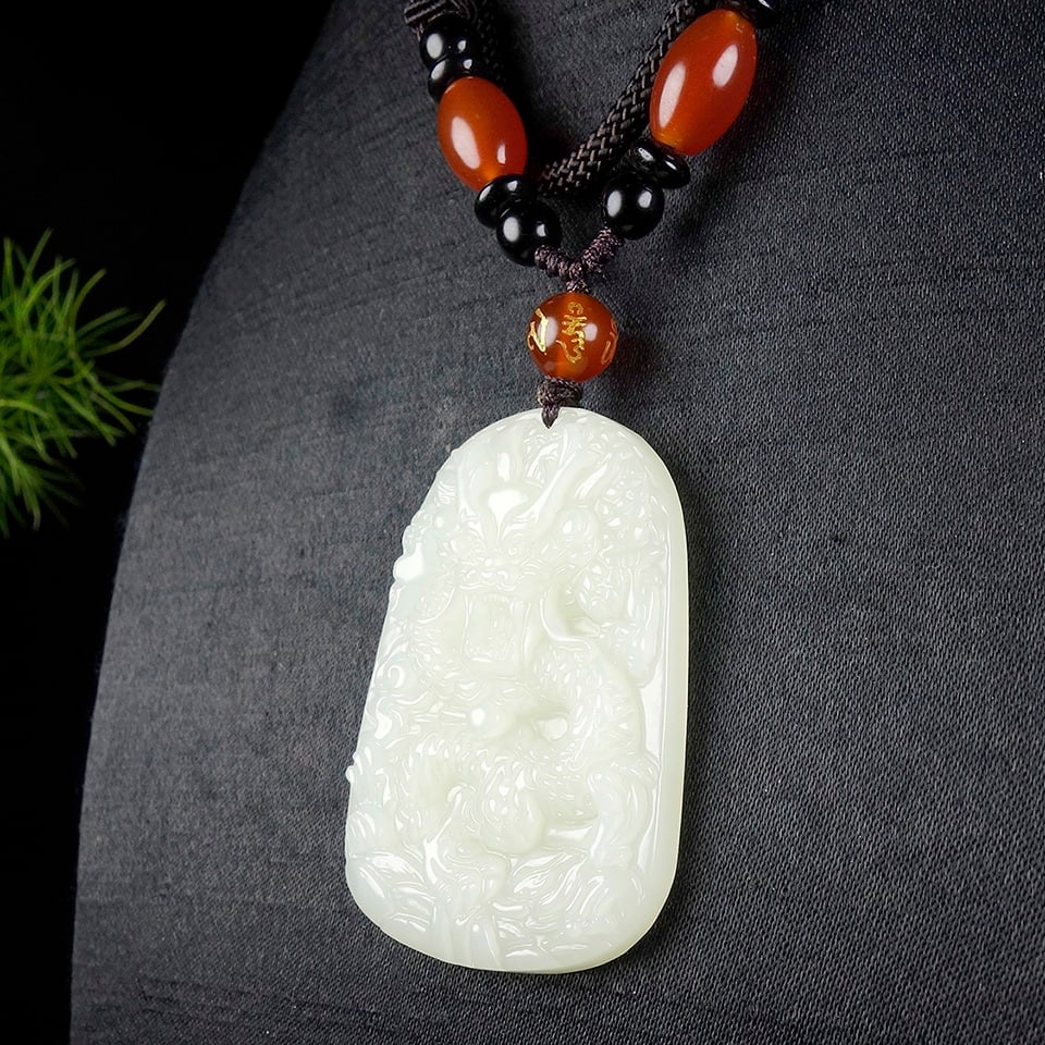 An Exquisite White Jade Dragon Pattern Pendant - 5
