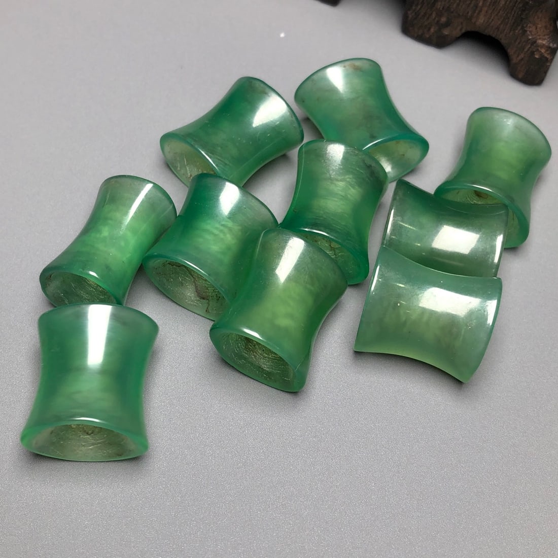 A Precious Agate Bracelets - 9