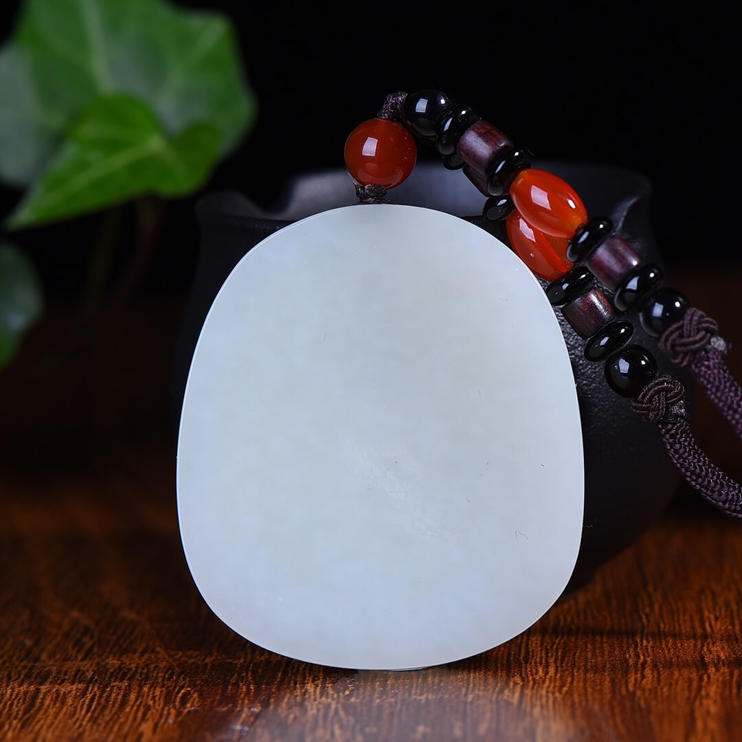 An Exquisite White Jade Buddha Pattern Pendant - 5