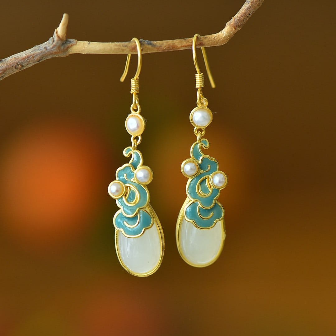 A Pair of Exquisite Sterling Silver-Gold Plated Inlaid White Jade Earrings,Inlaid Pearls: A Pair of Exquisite Sterling Silver-Gold Plated Inlaid White Jade Earrings,Inlaid Pearls,Size:0.3inx0.6in 