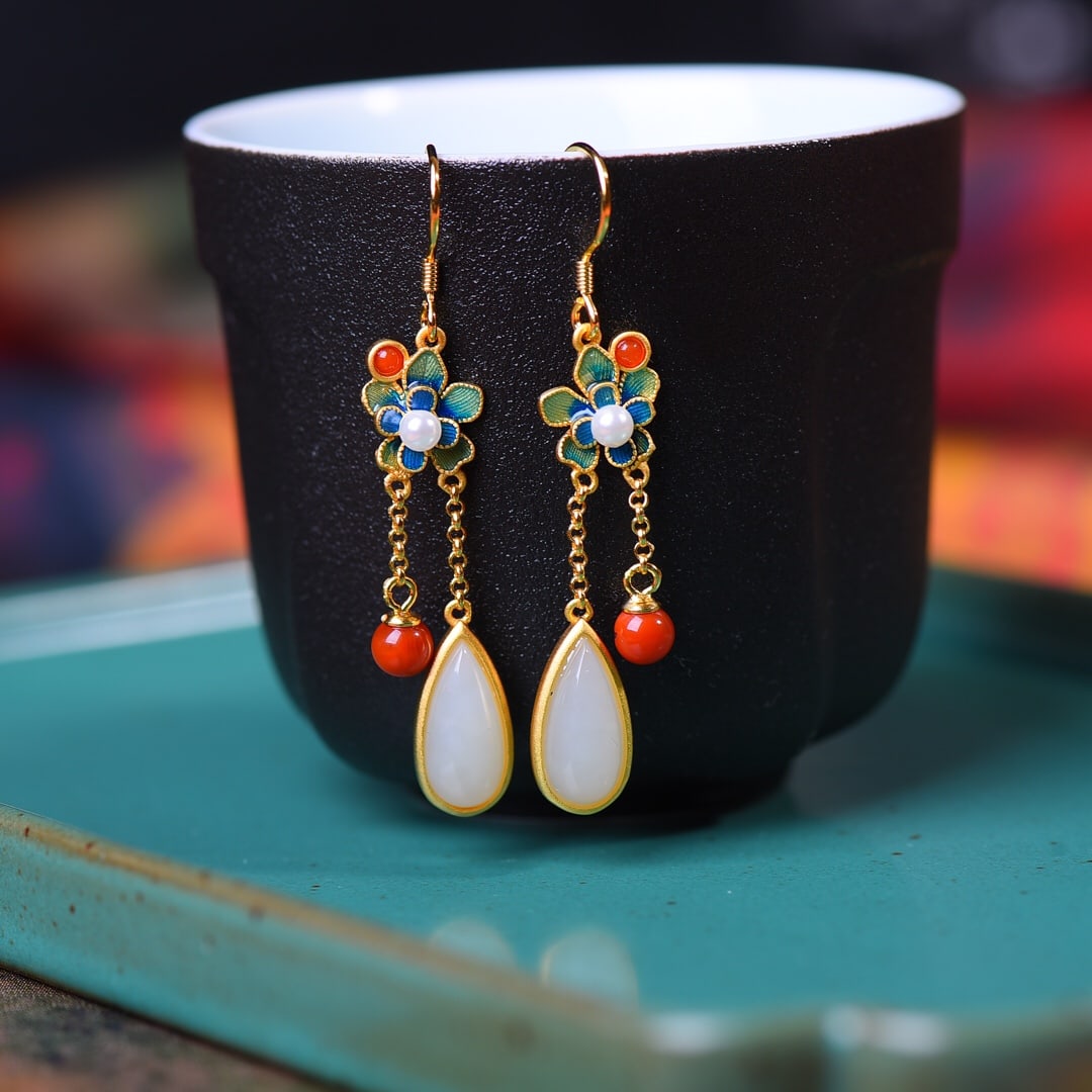 A Pair of Exquisite Sterling Silver-Gold Plated Inlaid White Jade Enamel Earrings: A Pair of Exquisite Sterling Silver-Gold Plated Inlaid White Jade Enamel Earrings,Size:0.2inx0.5in 